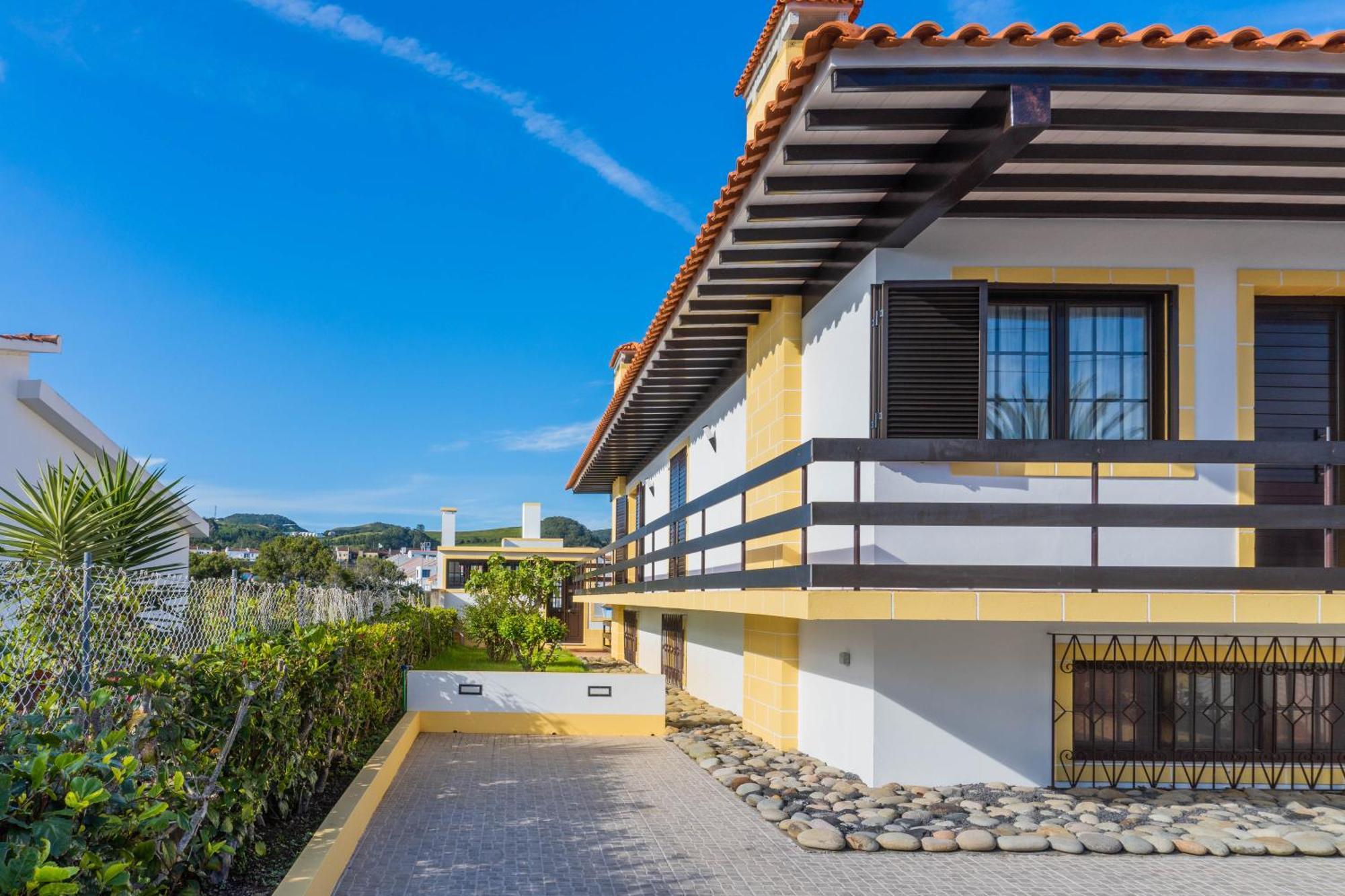 Pinheiro Sun&Beach House ポンタ・デルガダ エクステリア 写真