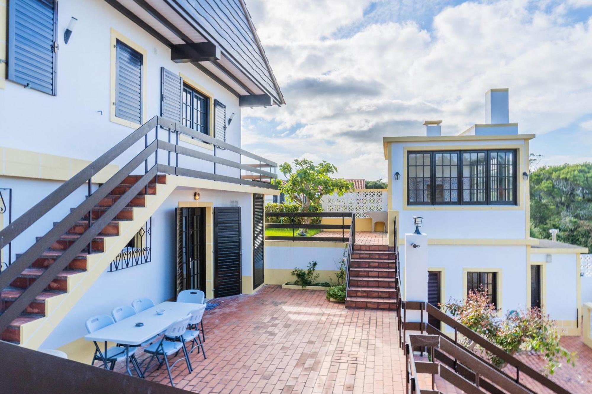 Pinheiro Sun&Beach House ポンタ・デルガダ エクステリア 写真